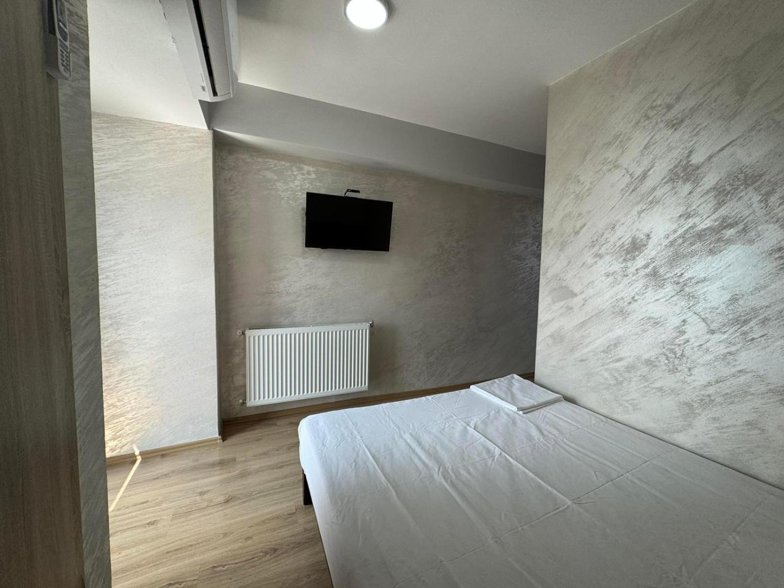 Hotel Pashtriku Gjakova Екстериор снимка