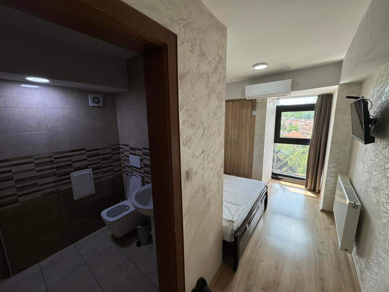 Hotel Pashtriku Gjakova Екстериор снимка